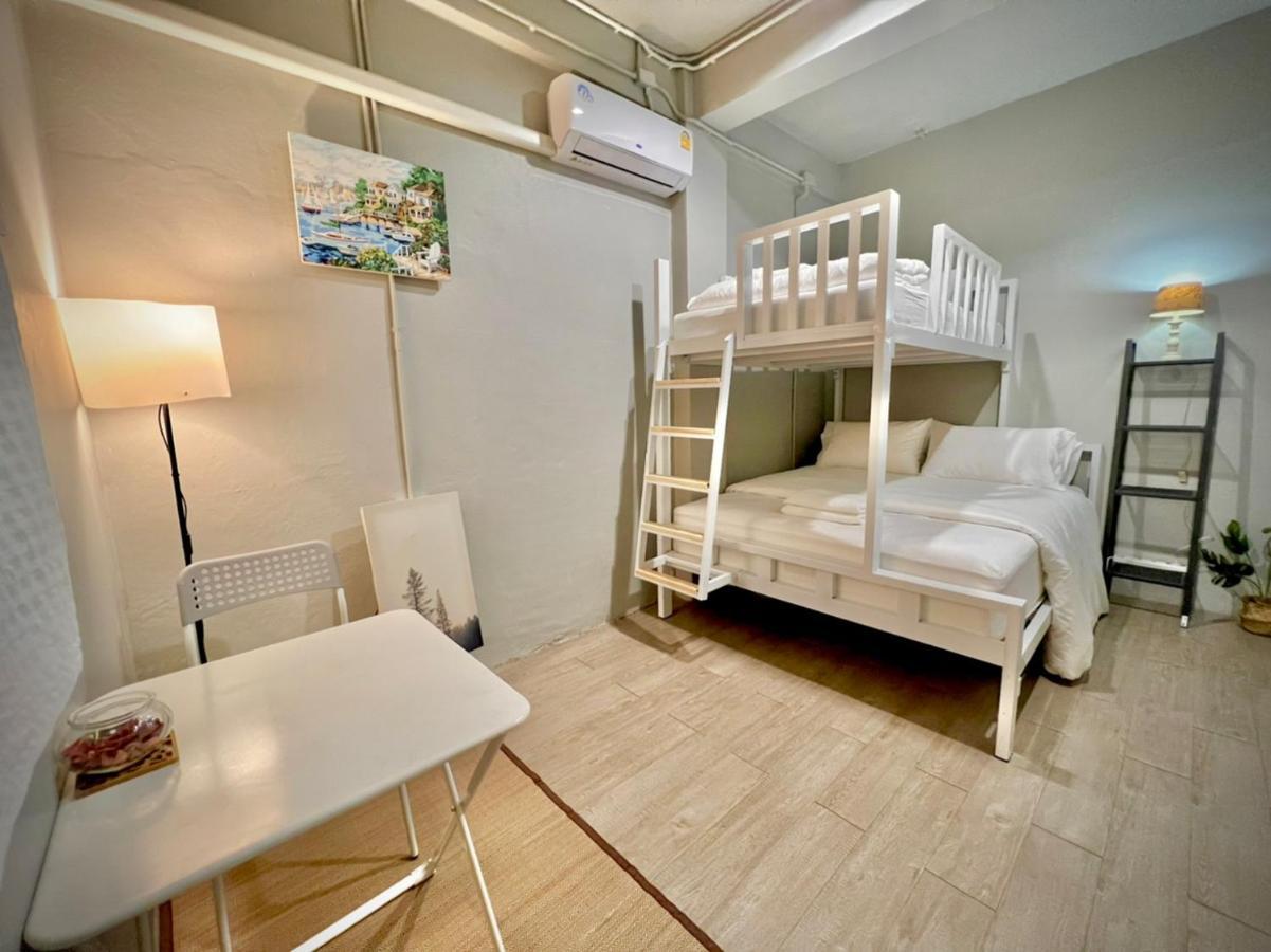 Albergue Bangpho Story Bangkok Exterior foto